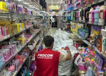 Três estabelecimentos são autuados por venda de produtos irregulares em Poços