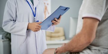 Mais de 20 mil pacientes faltaram a exames e consultas em Poços em 2025