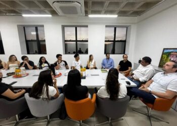 Prefeito de Poços anuncia melhorias para os estagiários da Prefeitura