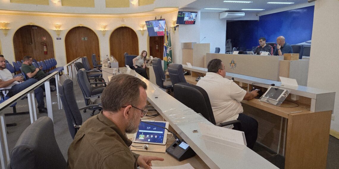 CPI dos Serviços Funerários convoca cinco depoentes e solicita dados sobre sepultamentos