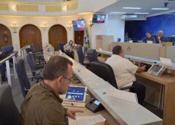 CPI dos Serviços Funerários convoca cinco depoentes e solicita dados sobre sepultamentos