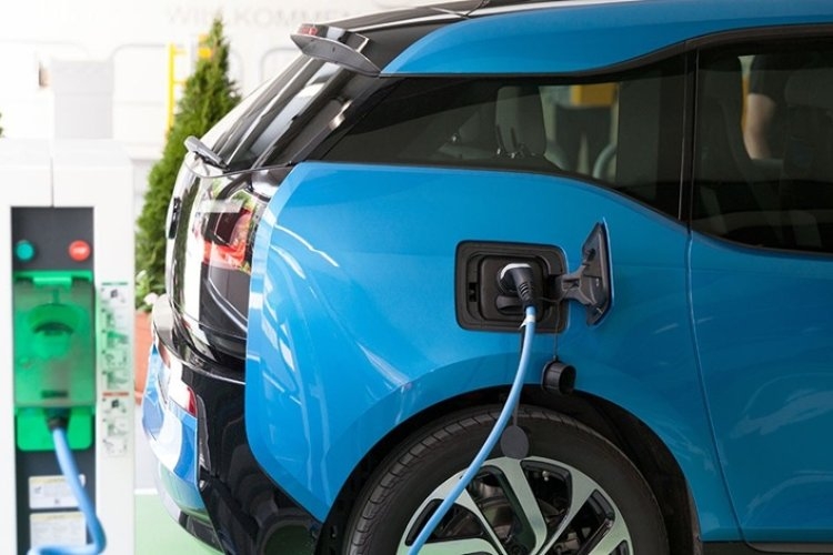 Minas possui mais de mil eletropostos 