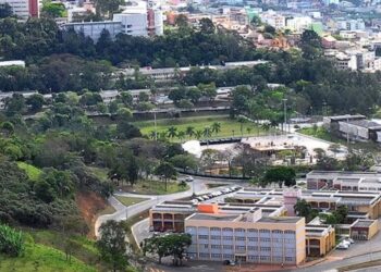 Professores da UFJF no ranking 