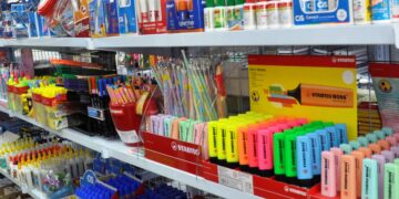 PROCON inicia análise das listas de materiais e contratos das escolas particulares de Poços