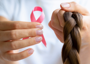 Campanha de Outubro Rosa da PUC Poços em parceria com o Gaapo realizará corte e doação de cabelo