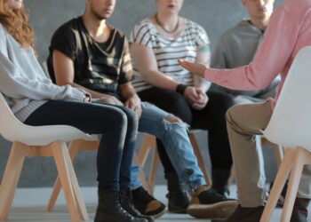 Câmara solicita informações sobre ações de prevenção ao suicídio em escolas