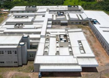 Hospital Regional de Divinópolis será doado à UFSJ e passa a ser 100% público e universitário