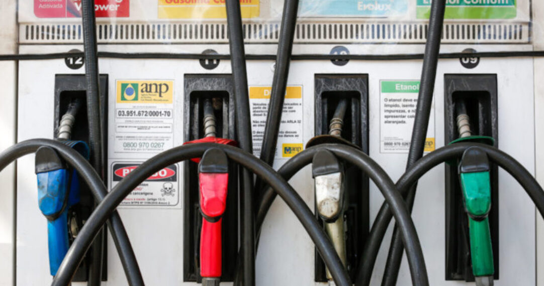 Gasolina e etanol em Poços têm queda nos preços em novembro