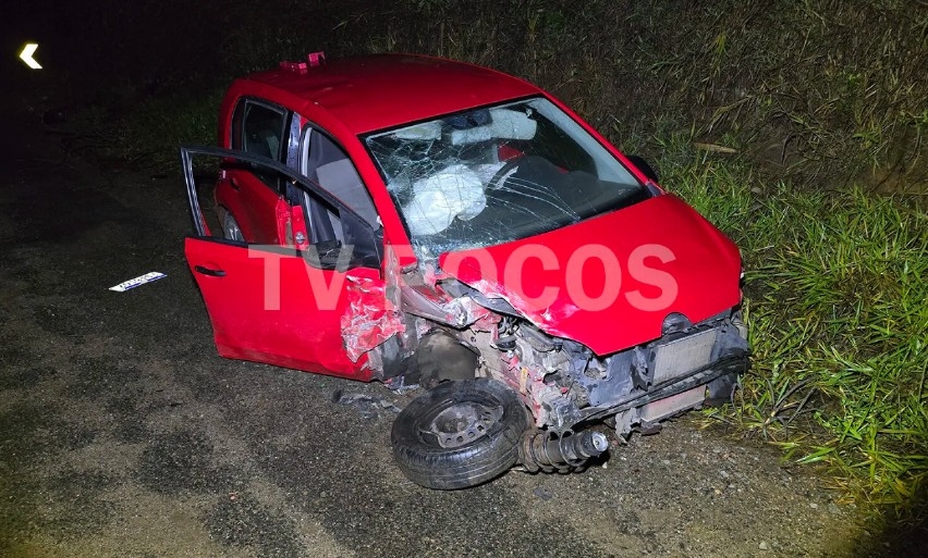 Cinco pessoas ficam feridas em acidente entre Poços e Bandeira do Sul
