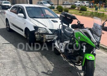 Mulher é presa após fugir de abordagem do Demutran em Poços de Caldas