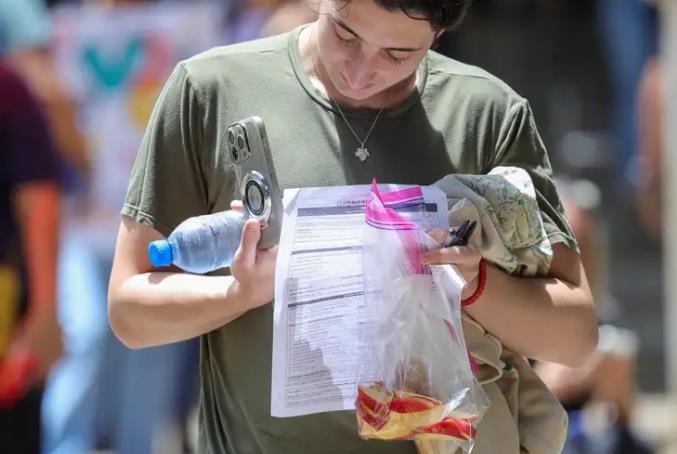 Enem 2025: saiba o que é permitido levar no segundo dia de prova