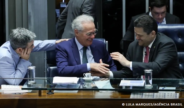 Por unanimidade, Senado aprova isentar IR para quem ganha até RS 5 mil