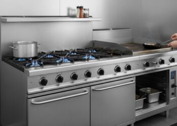 Cozinheira que sofreu queimaduras após explosão de fogão em escola de Poços será indenizada em R$ 10 mil