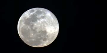 Segunda superlua do ano poderá ser vista no Brasil por 3 dias
