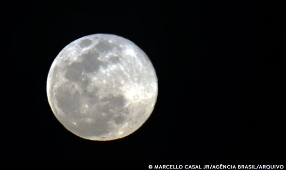 Segunda superlua do ano poderá ser vista no Brasil por 3 dias