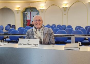 Vereador propõe construção de estacionamentos verticais em Poços