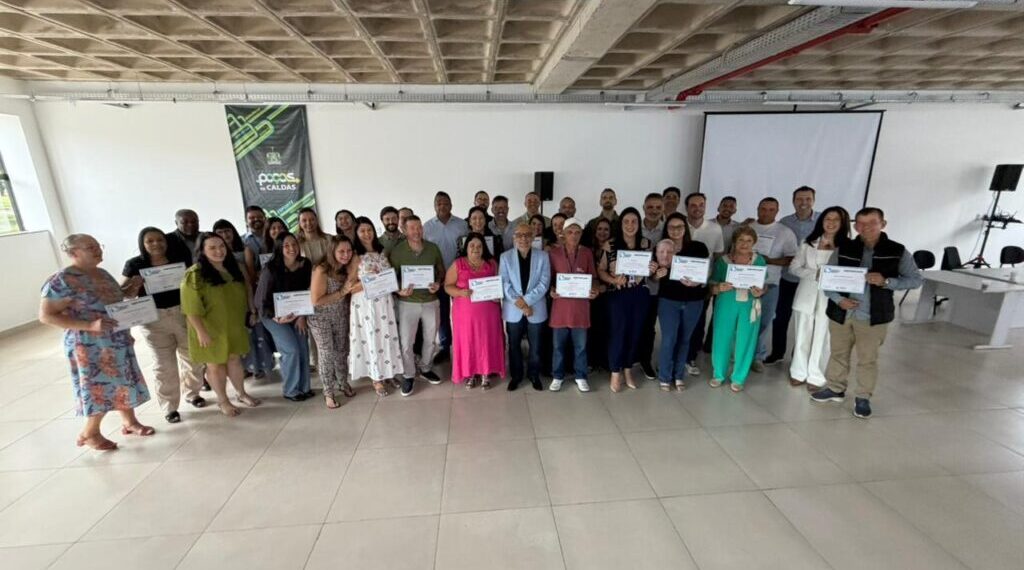 Veja quem foi eleita a Servidora Padrão 2025 da Prefeitura de Poços de Caldas