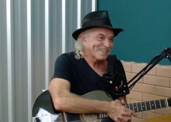 Radialista e violeiro Vinícius de Araújo morre em Poços de Caldas