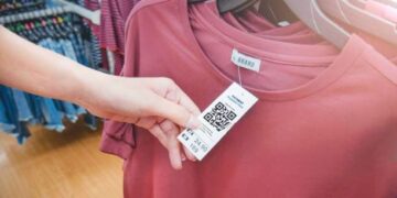 Lojas de Poços são notificadas por não exporem os preços claros em vitrines