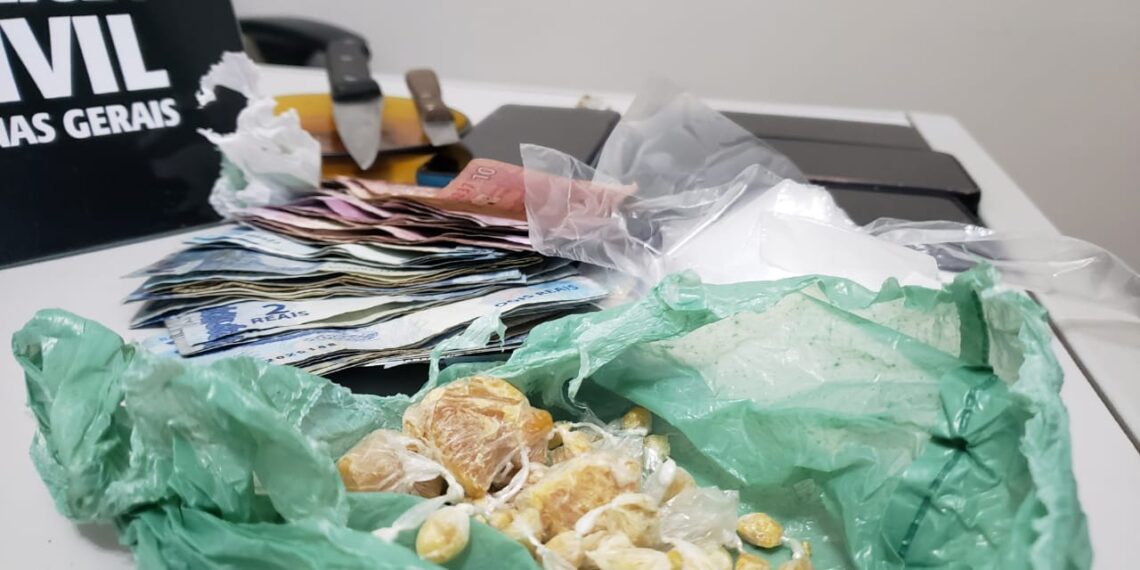 Mulher é presa por tráfico de drogas durante operação em Botelhos
