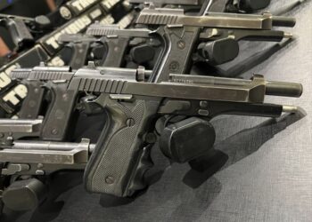 GCM de Poços de Caldas recebe doação de pistolas para uso em serviço