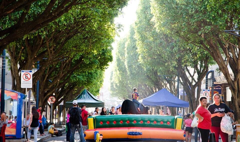 Poços de Caldas institui Programa Municipal Rua Viva para ampliar lazer, cultura e atividades esportivas em vias públicas
