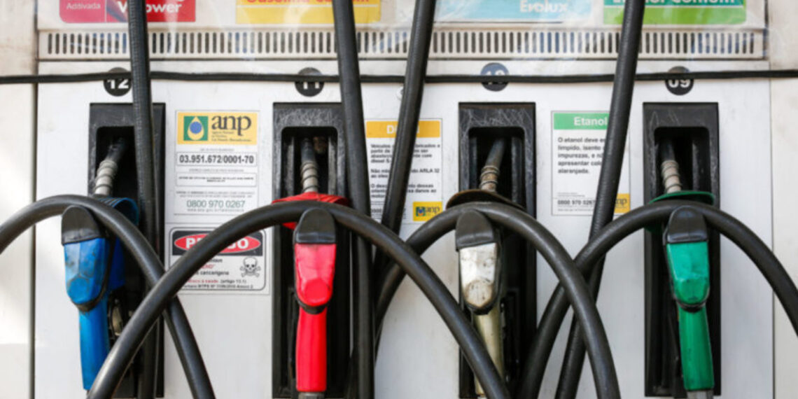 Gasolina em Poços fica mais barata em dezembro