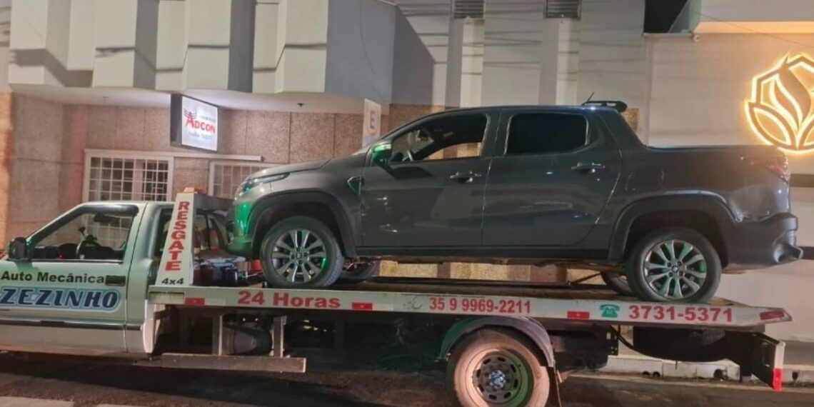 PM apreende veículo clonado e prende suspeito durante operação