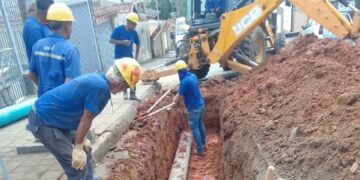 Bairros de Poços poderão sofrer desabastecimento de água por causa de rompimento de adutora