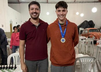 Estudante de Poços fica entre os cinco melhores enxadristas do Brasil