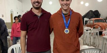 Estudante de Poços fica entre os cinco melhores enxadristas do Brasil