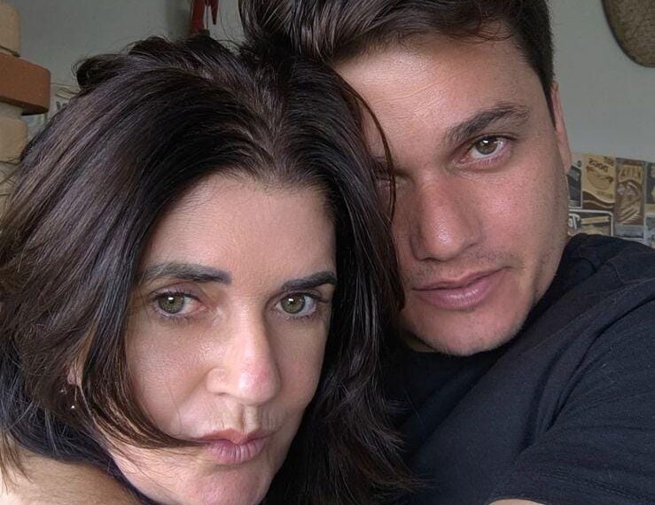 Homem assassinado pela companheira é sepultado em Divinolândia