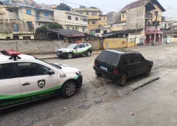 Demutran de Poços de Caldas localiza carro furtado em Bandeira do Sul