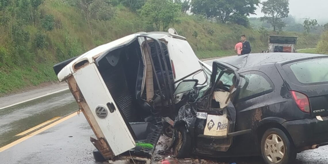 Tragédia: acidente deixa 3 mortos e 1 ferido grave na SP-344
