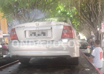Carro com nove ocupantes é apreendido em ação do Demutran e PM em Poços de Caldas