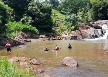 Tio e sobrinho morrem afogados em cachoeira no Sul de Minas