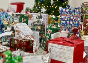 Natal dos Correios encerra adoção de cartas com 1.450 apadrinhamentos em Poços