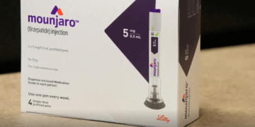 Anvisa alerta para riscos de canetas emagrecedoras manipuladas