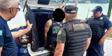 Homem descumpre medida protetiva da própria mãe e acaba preso em Poços