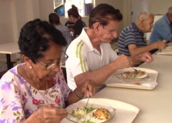 Restaurante Popular de Poços realiza tradicional almoço de Natal no dia 24 de dezembro