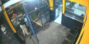 VÍDEO: PRF salva criança de 2 anos após engasgo em Poços de Caldas