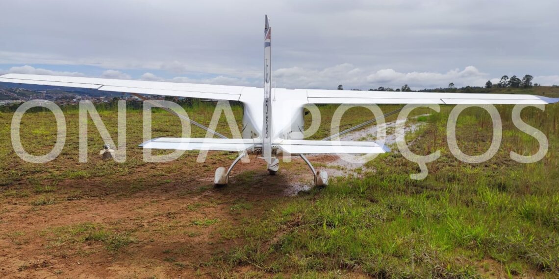 Urgente: Após falha no motor, avião faz pouso de emergência em Poços de Caldas