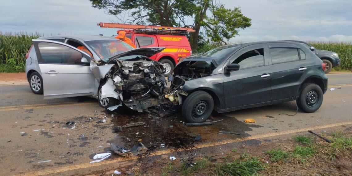 Acidente deixa uma vítima fatal e dois gravemente feridos no Sul de Minas