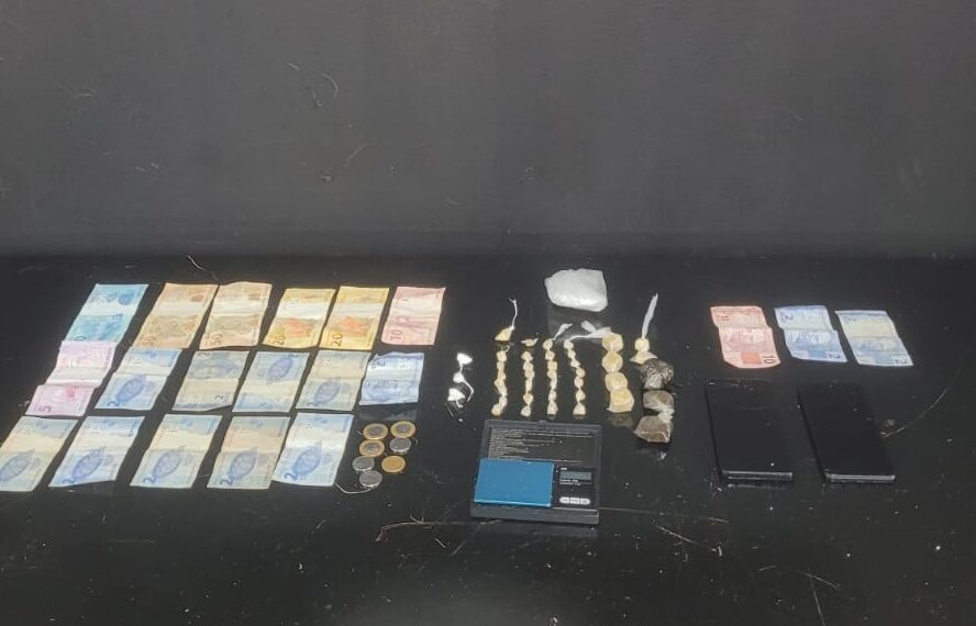 Adolescentes são apreendidos durante operação de combate ao tráfico em Poços