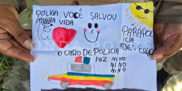“Polícia, você salvou minha vida”: menina emociona PMs com carta durante ocorrência