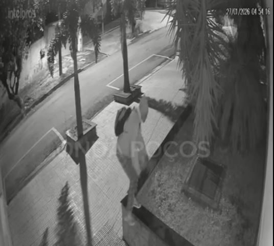 VÍDEO: ladrão furta fiação de prédio três vezes em menos de 15 dias em Poços
