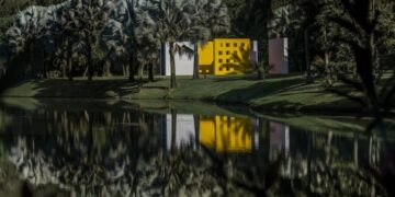 Inhotim entre destinos do mundo 