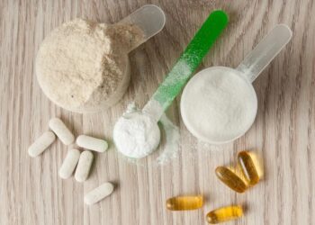 Anvisa suspende suplementos alimentares de duas marcas; confira