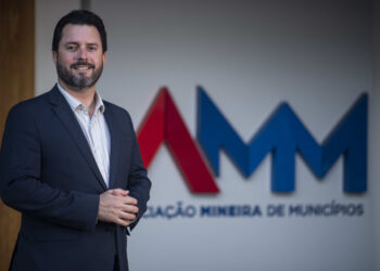 Presidente AMM fala ao Poços em Foco e defende participação de prefeituras sobre a Copasa