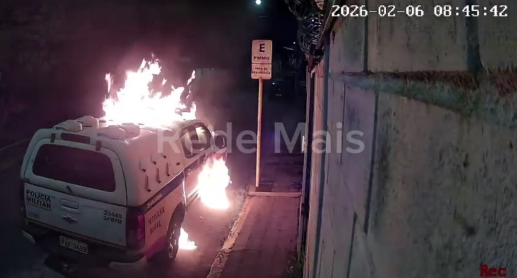 VÍDEO: após atear fogo em viatura, adolescente morre em confronto com a PM no Sul de Minas